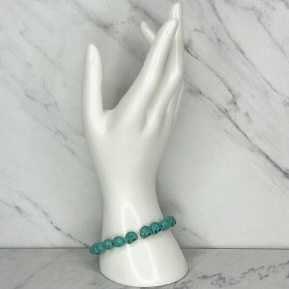 Faux Turquoise Skull Beaded Stretch Bracelet - Picture 2 of 6